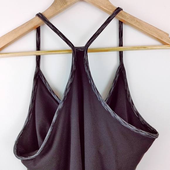 JOE FRESH | Yoga Power Y Tank Top Size Medium - Picture 3 of 7